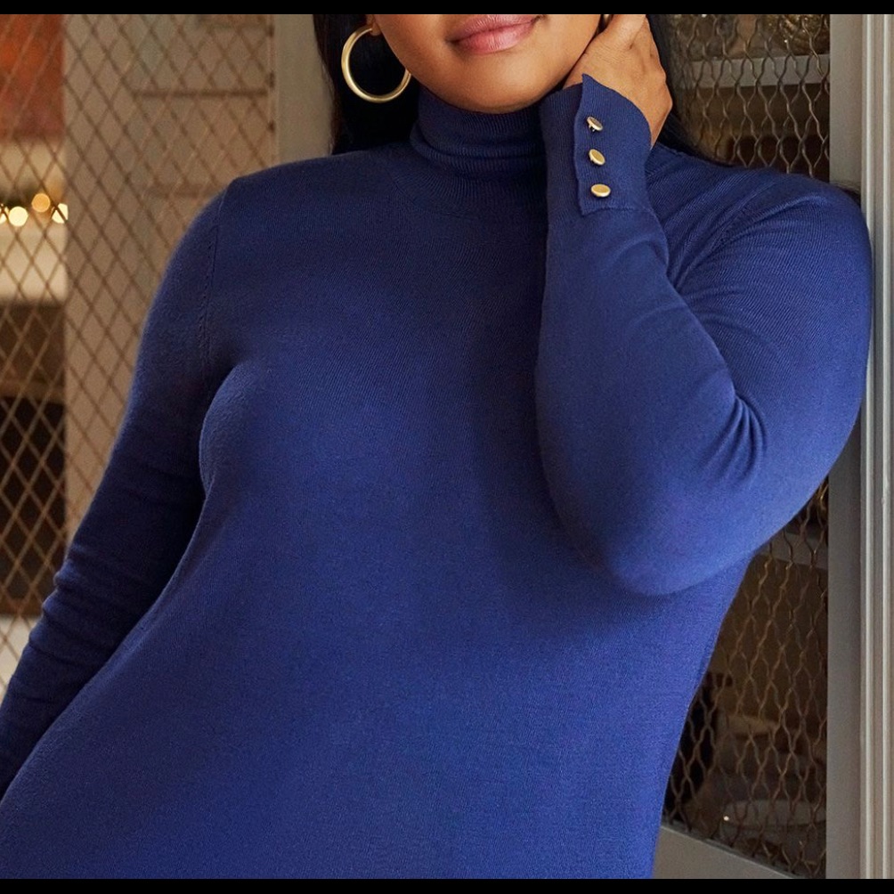 Button Cuff Turtleneck